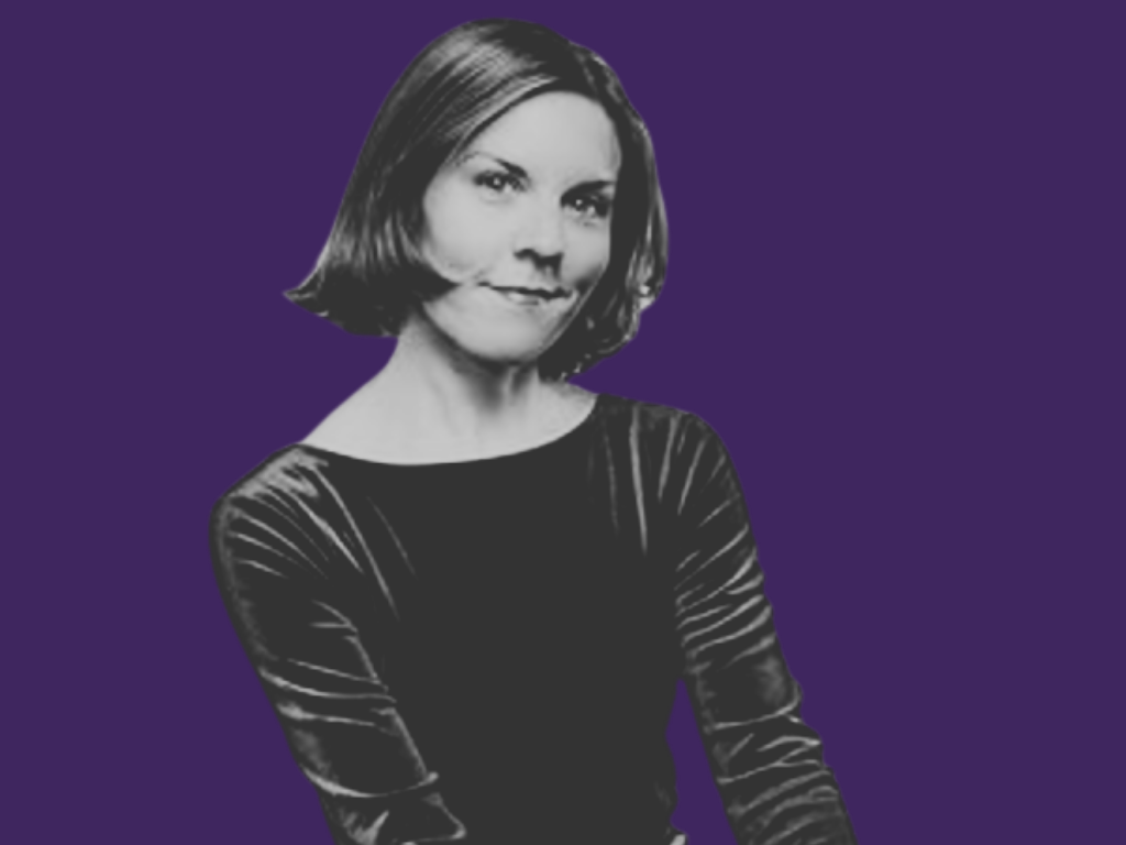 Write Evie King in black and white